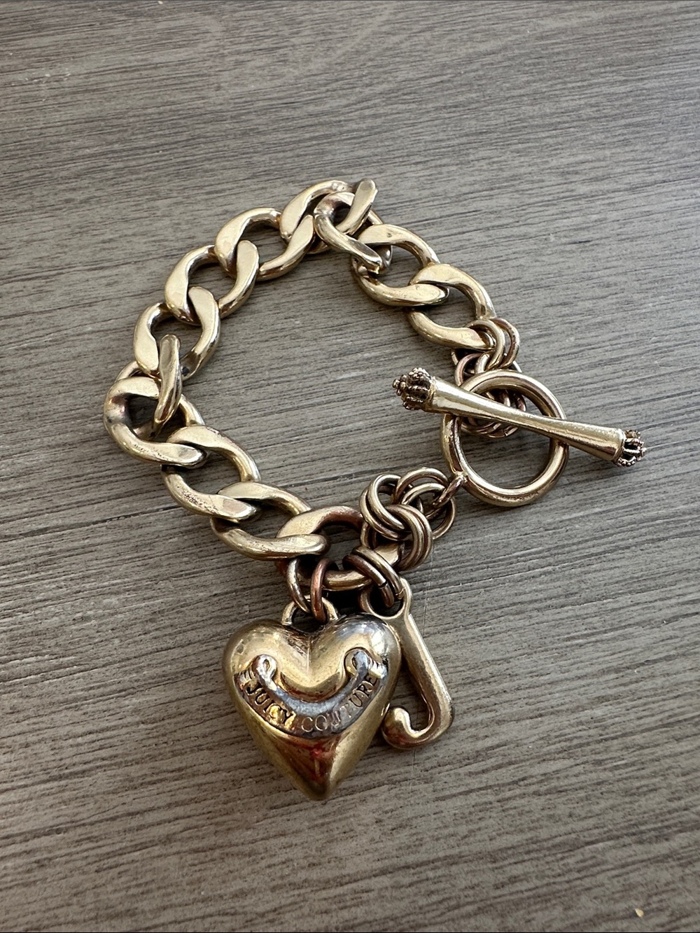 Juicy Couture chunky toggle bracelet